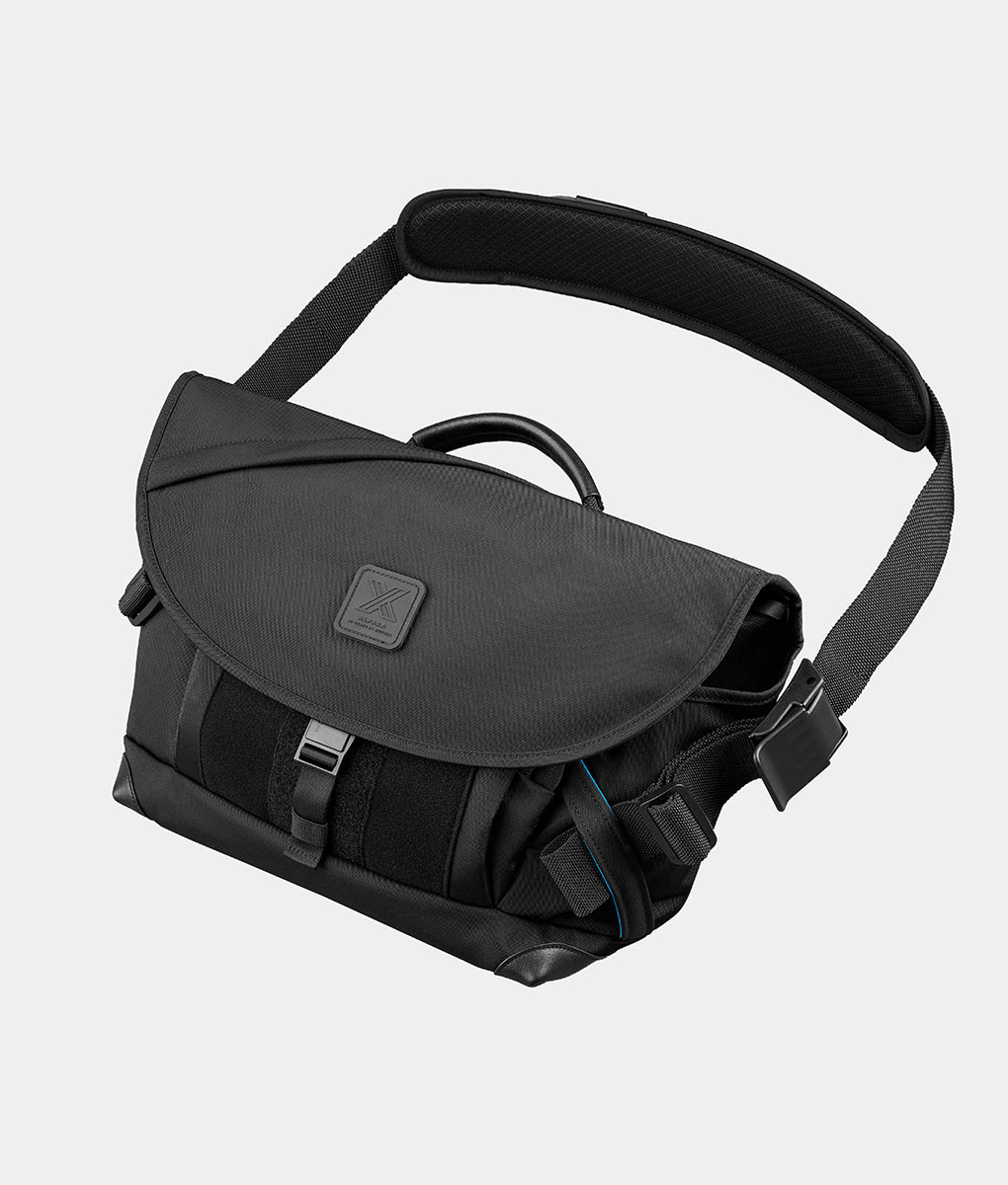 ALPAKA 7ven Messenger 16" - Decade Edition - $229.00 at ALPAKA