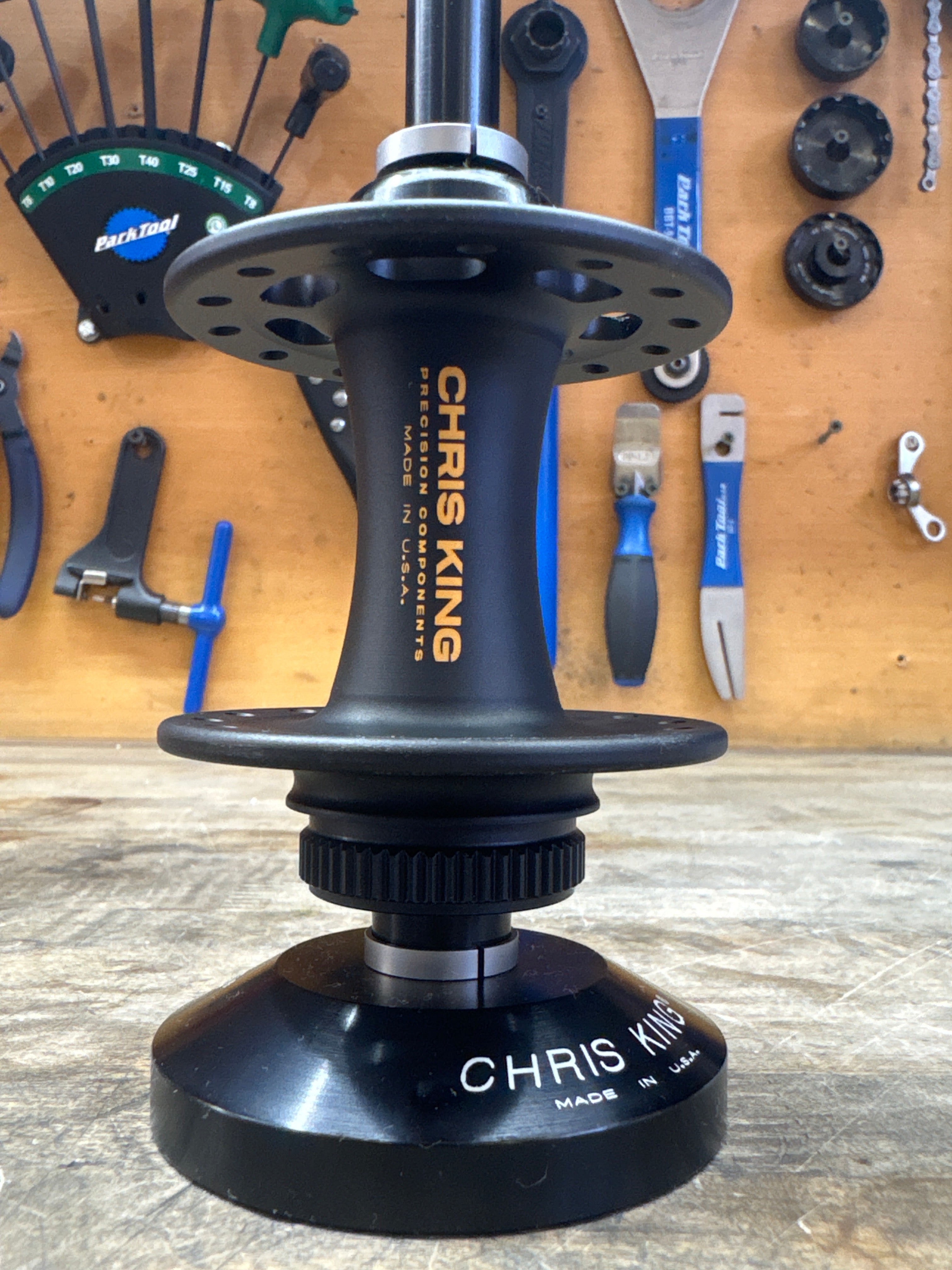 Hub Front R45D 28h 100x12 Two Tone Black Gold