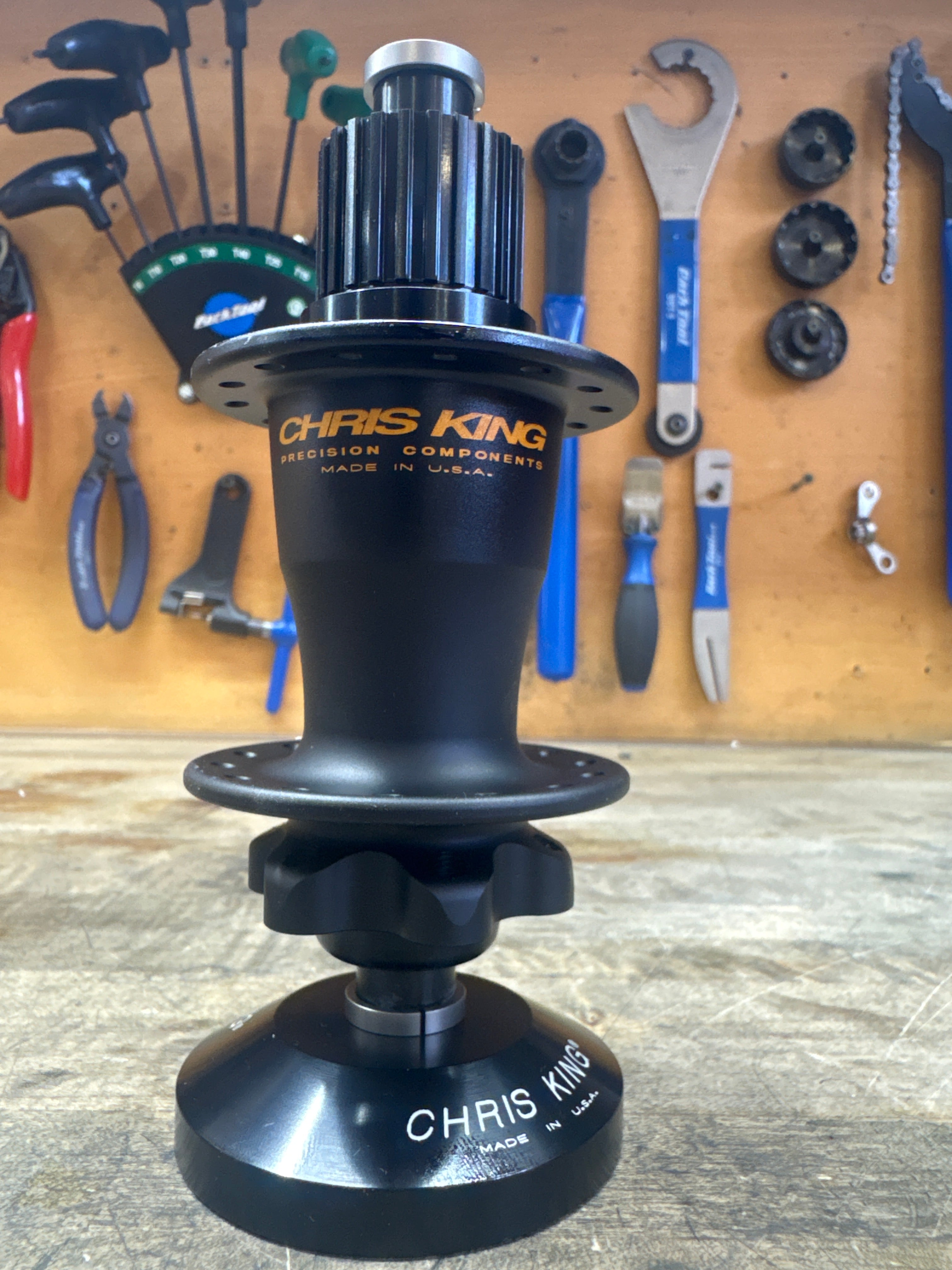 Hub Rear Boost 6-Bolt 28h 148x12 MS Two Tone Black Gold