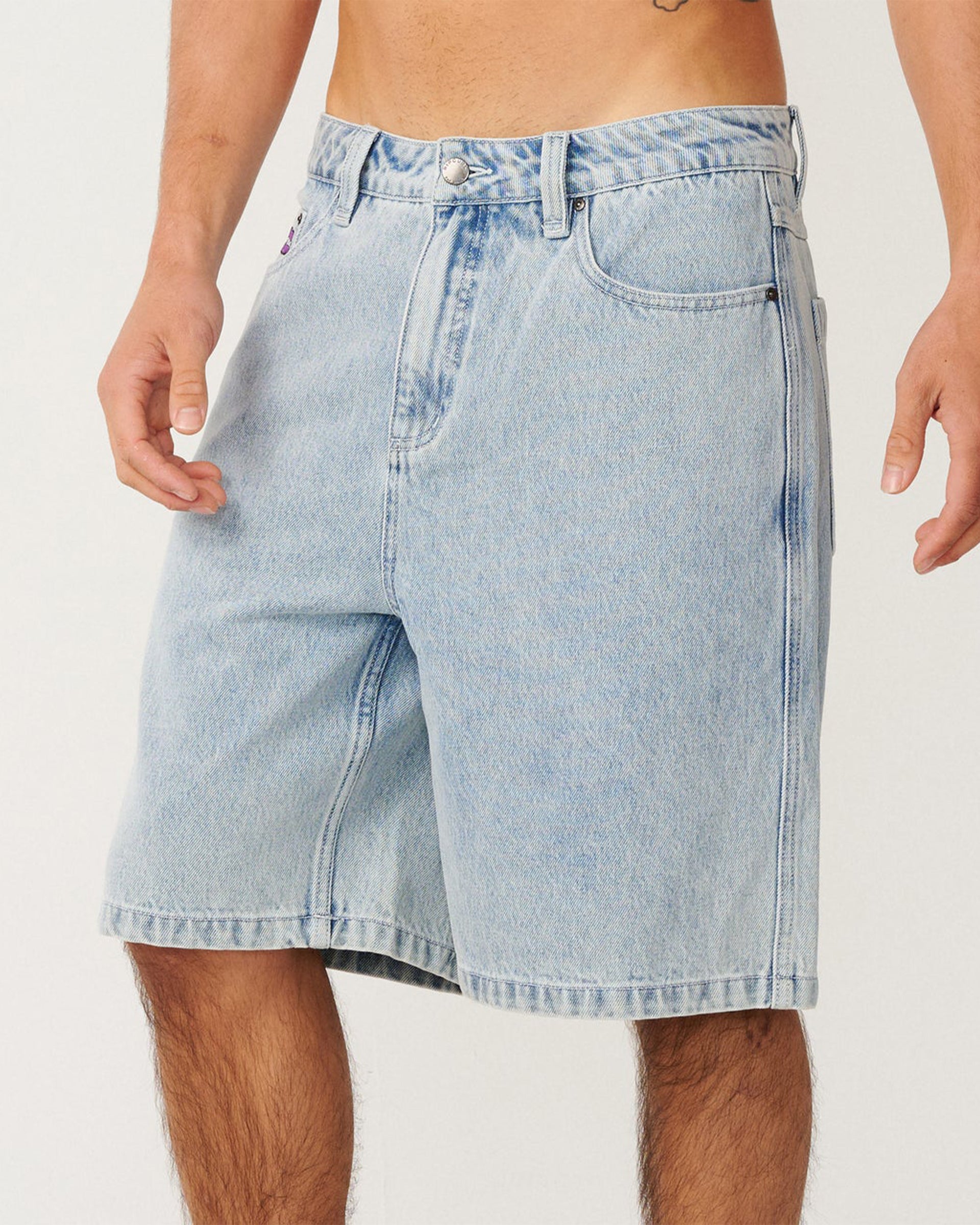 Archive Denim Walkshort 22"