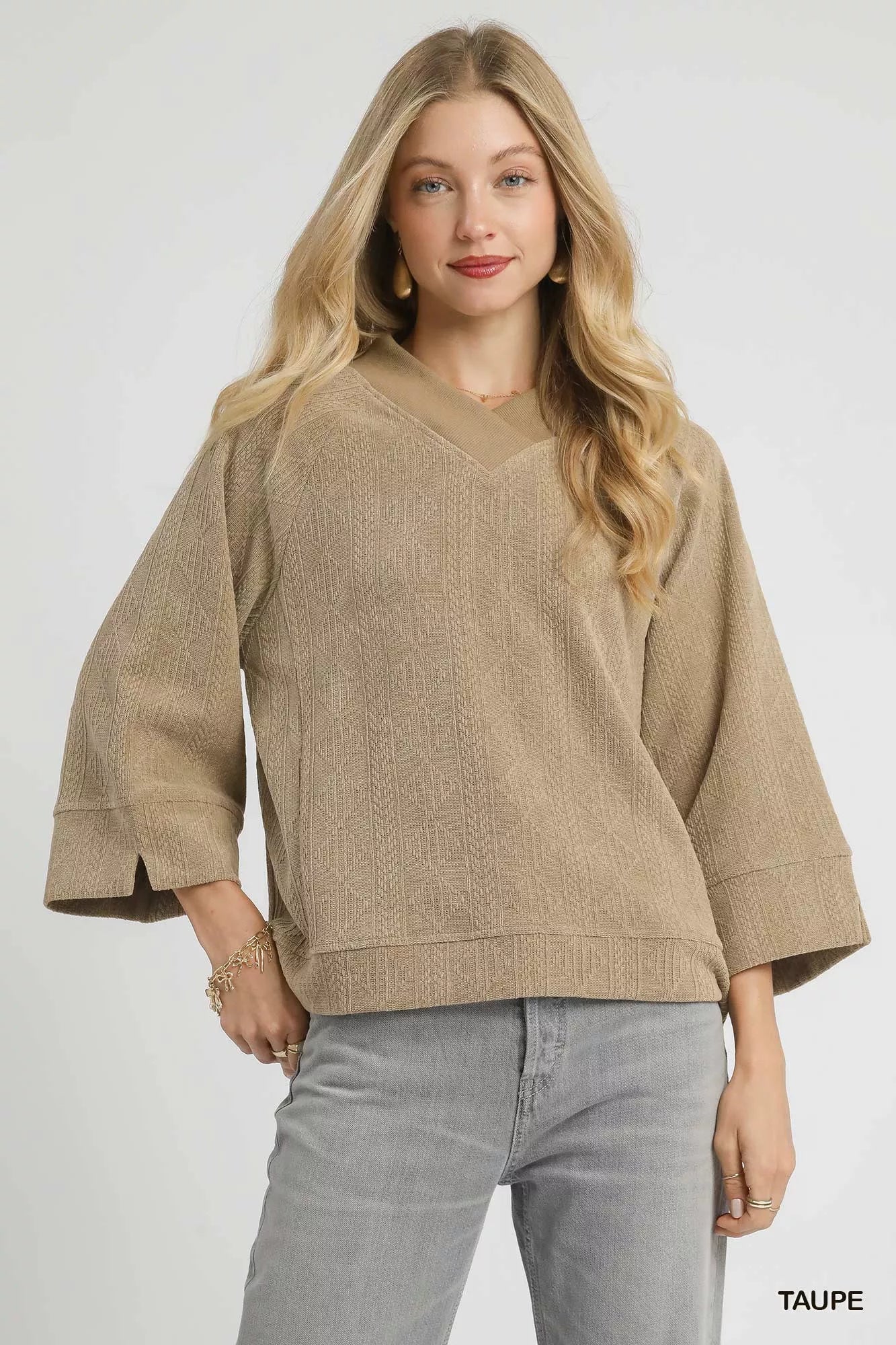 Umgee Textured Knit V-Neck Top